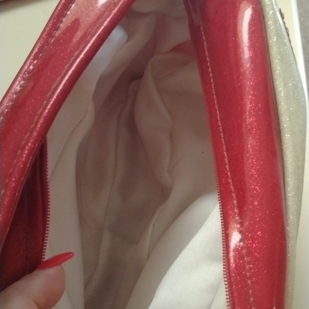 Hot Rod Vinyl Purse - Picture 13 of 13
